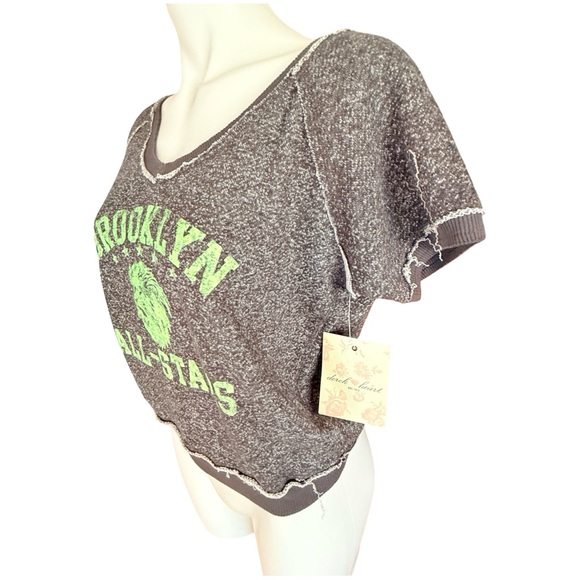 Derek Heart Brooklyn All Stars Cropped Tee NWT - Picture 2 of 8